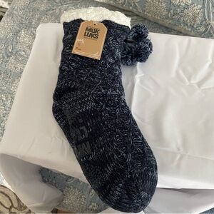 2 Sets Women's Blue MUK LUKS GRIPPER SLIPPER SOCKS Size S/M 6-8 NWT NEW